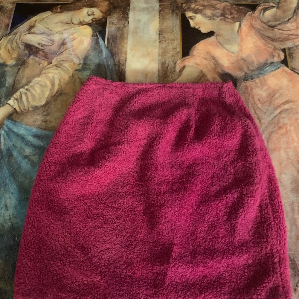 Firenze‎ Santa Barbara Hot Pink Fuzzy Skirt